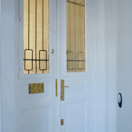 Standard By Hi5 - Anker 1