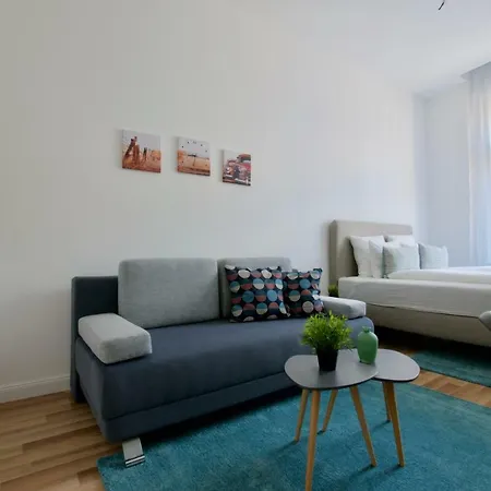 Standard By Hi5 - Anker 1 * 布达佩斯